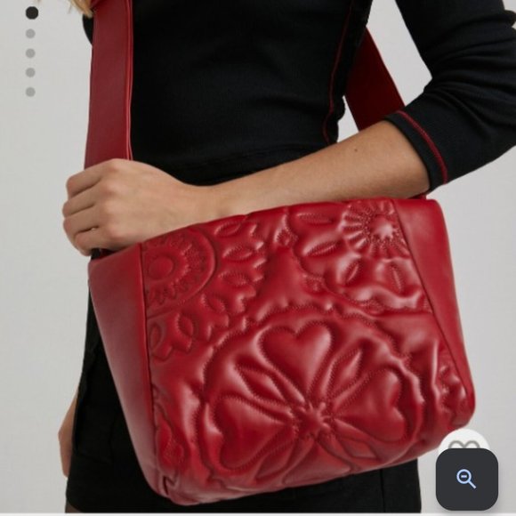 Brand new Desigual bag with tags - Picture 2 of 2